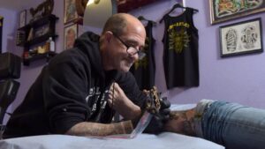 Dave Holm Tattooing